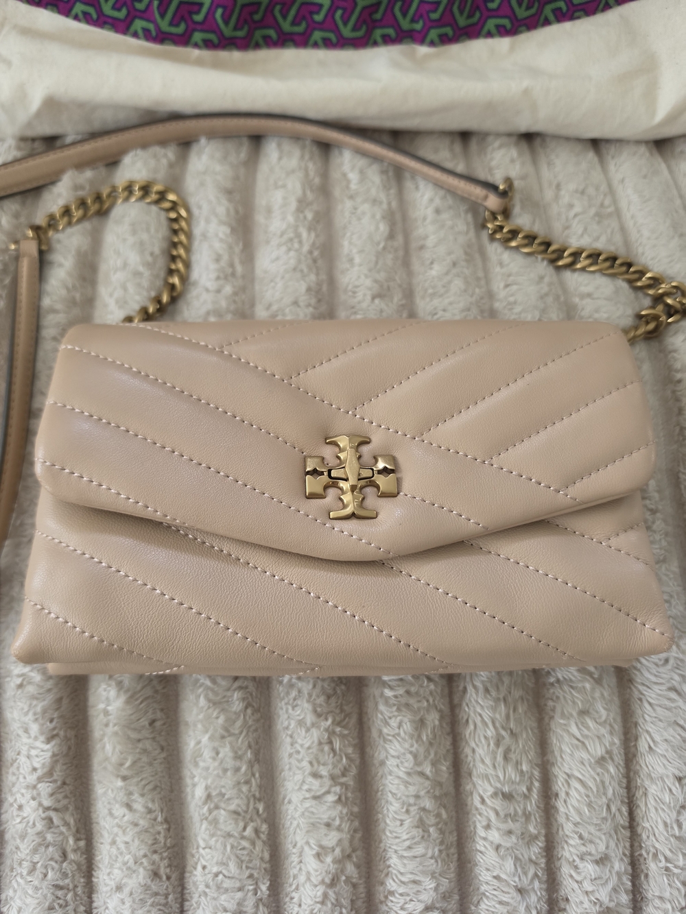 Tory Burch Chevron Quilted Crossbody in Blush